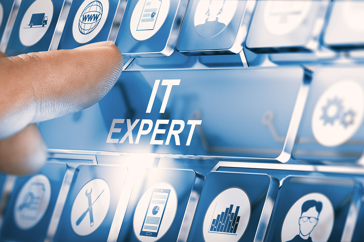 Finger zeigt auf Symbol IT Experte